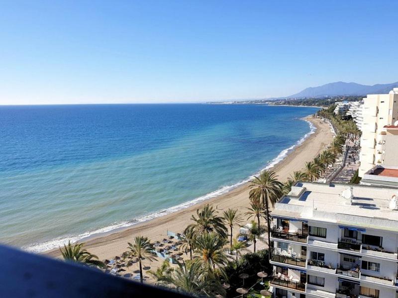 Marbella Beach & Center Екстериор снимка